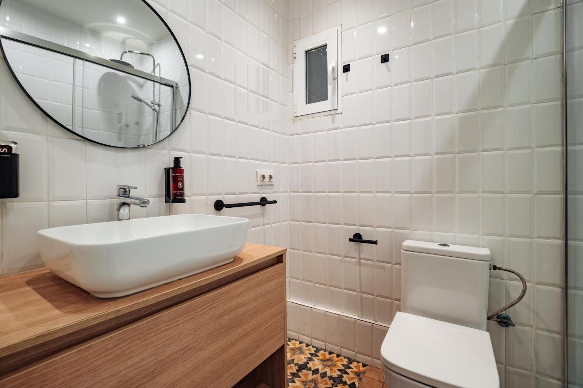 Design Apartments By Olala Homes لوسبيتاليت دي يوبريغات المظهر الخارجي الصورة