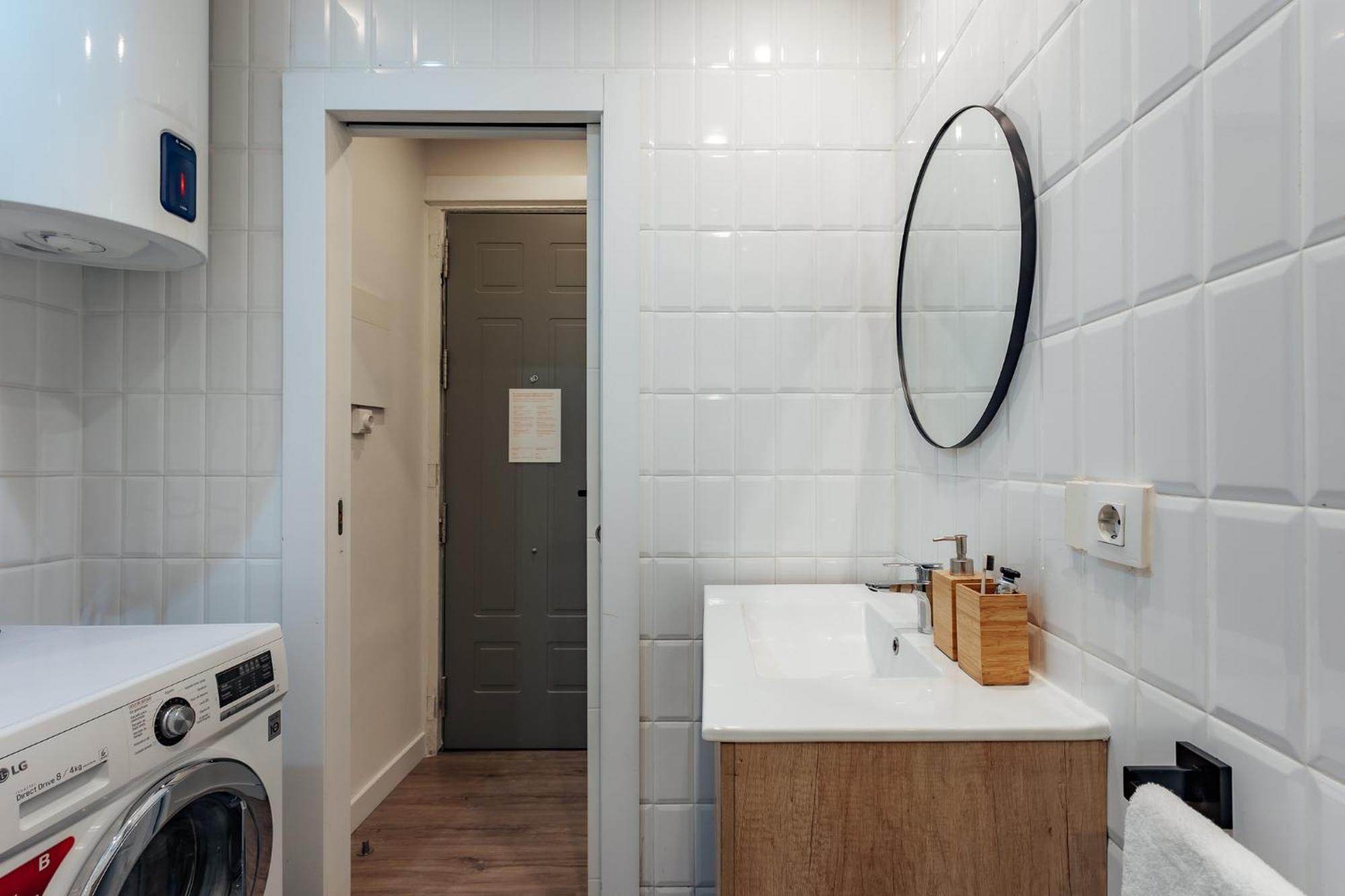 Design Apartments By Olala Homes لوسبيتاليت دي يوبريغات المظهر الخارجي الصورة